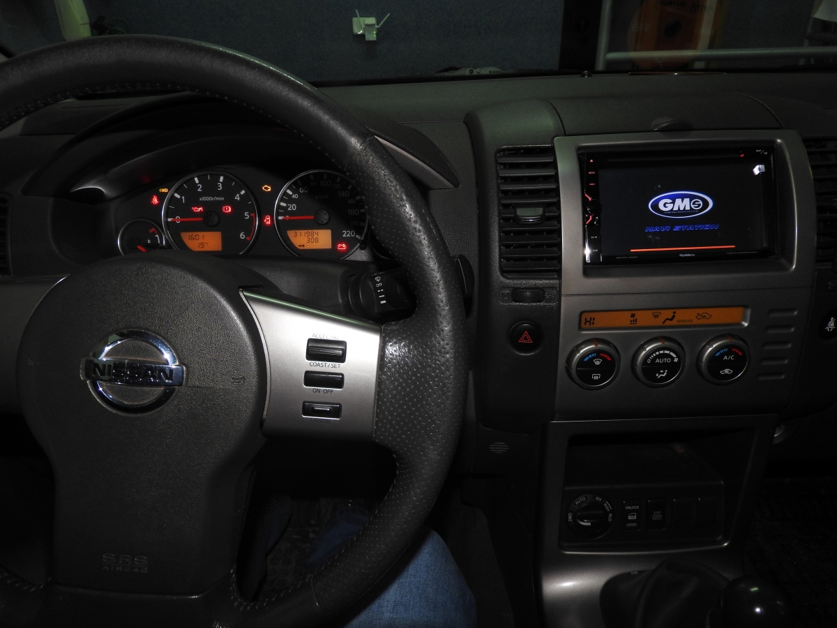 Nissan Pathfinder.jpg